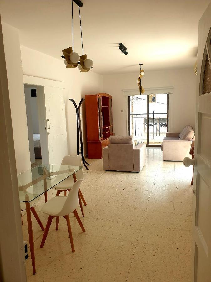 Spacious 2 Bedroom Appartment Near Mall -Internet 1Gbps Пафос Экстерьер фото